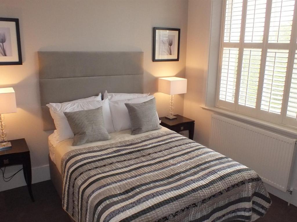 Hotel Ravna Gora London Zimmer foto
