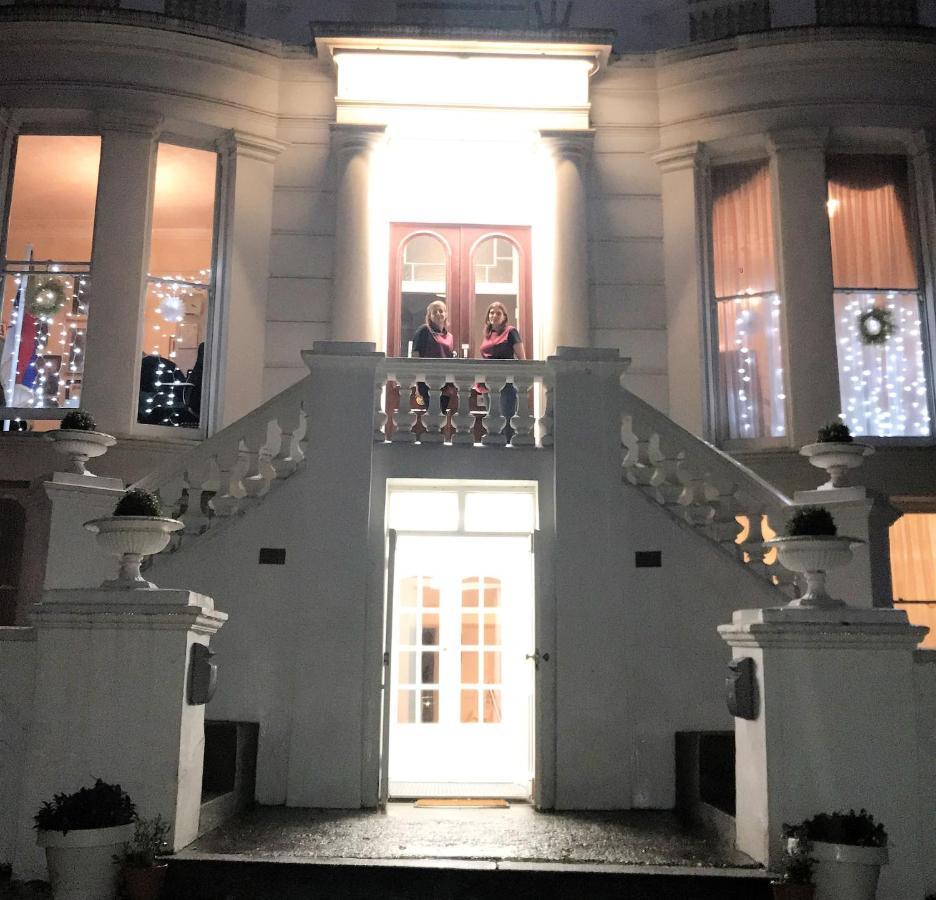 Hotel Ravna Gora London Exterior foto